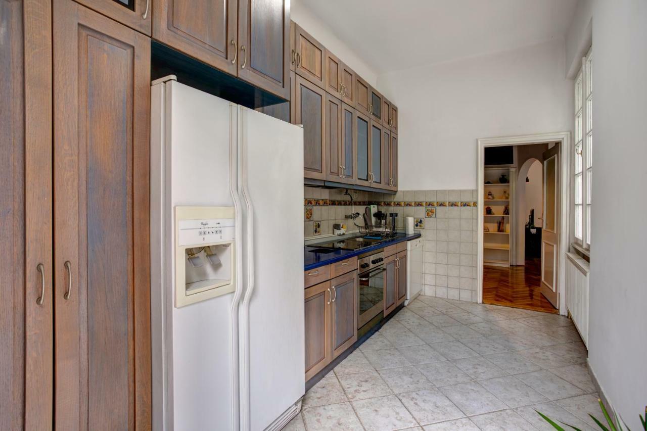 Dora Apartment ベオグラード エクステリア 写真