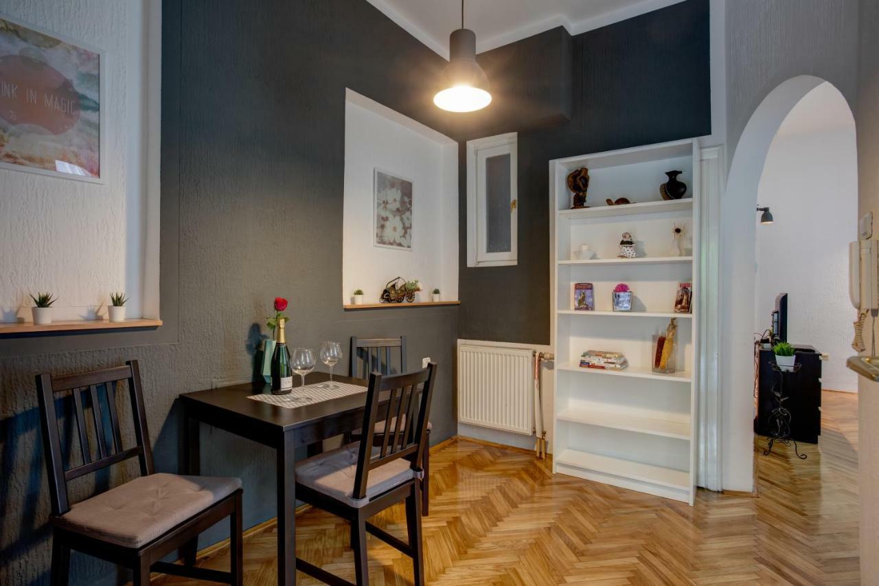 Dora Apartment ベオグラード エクステリア 写真